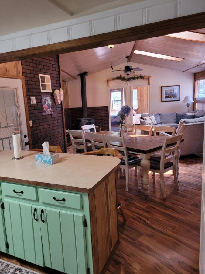 Greer Point Trails End Cabins Exterior foto